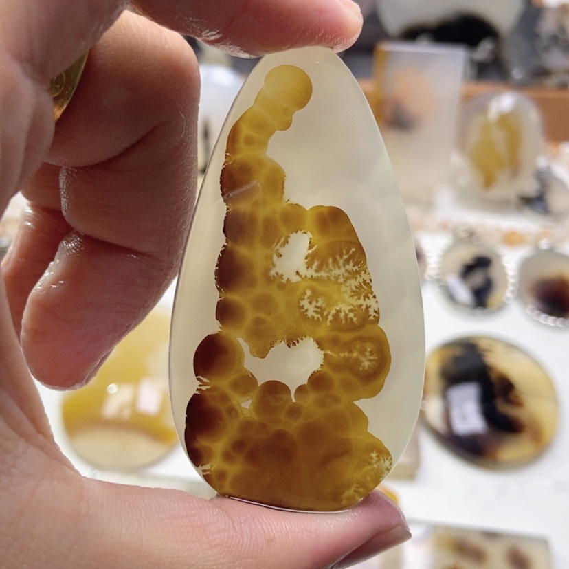 【闪购商品】玛瑙/玉髓颈饰未镶嵌