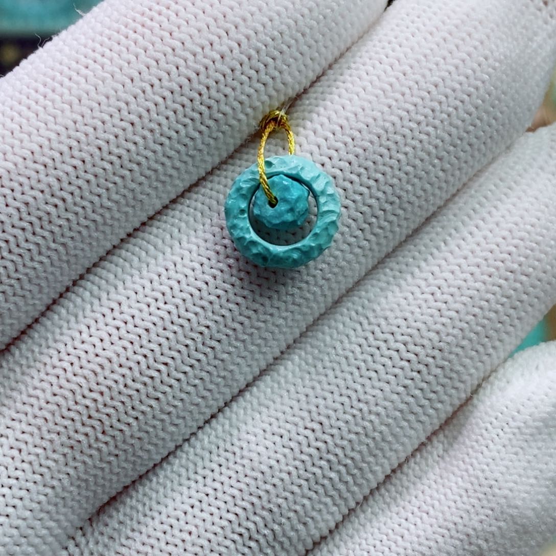 绿松石未镶嵌珠宝奇石