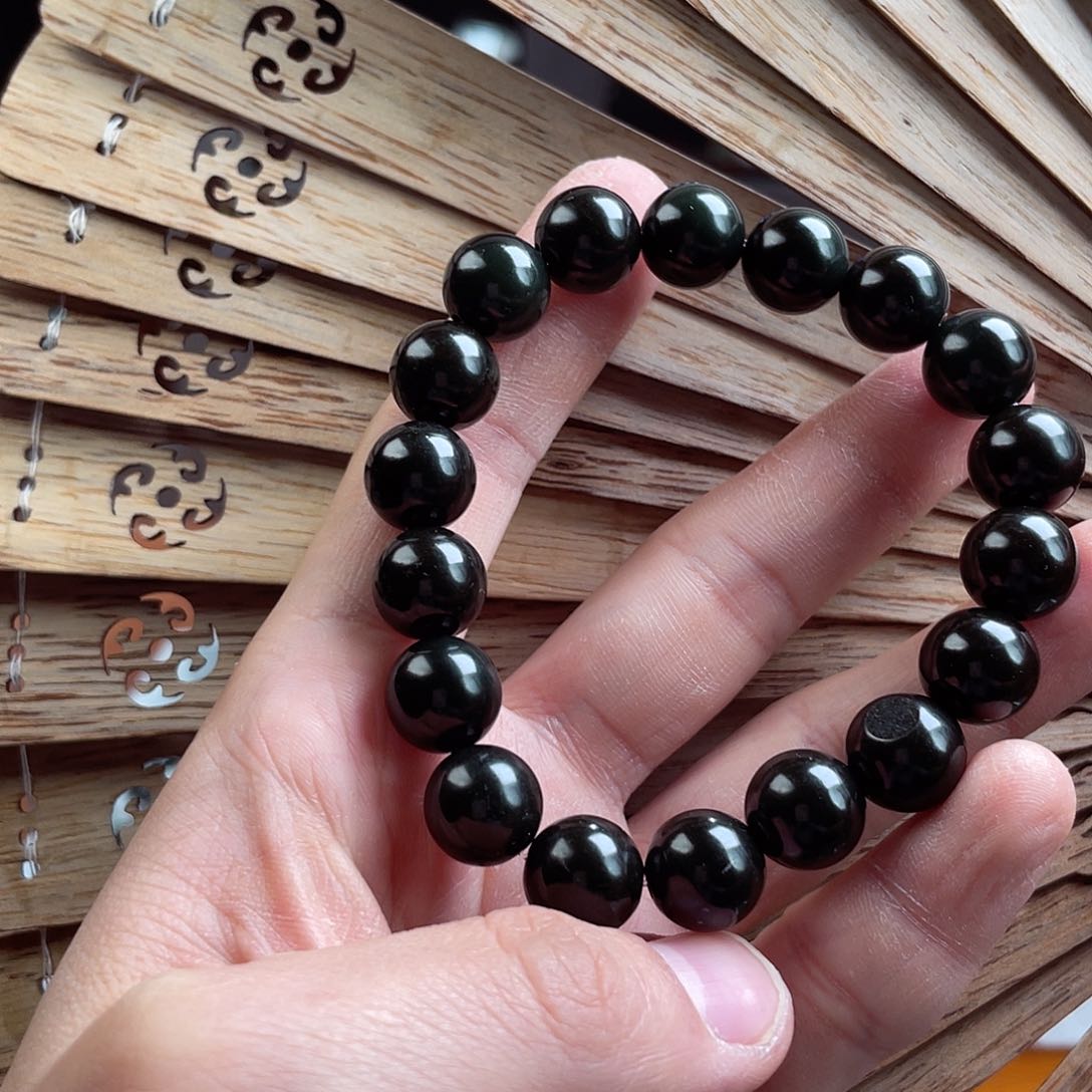 和田玉手串未镶嵌12圆珠