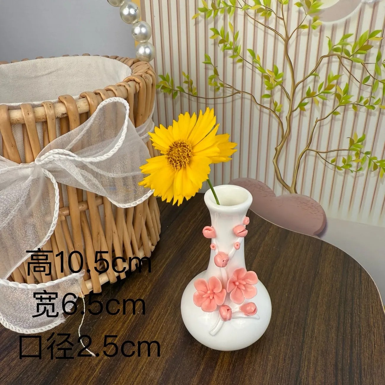 陶瓷手工中式网红小梅花瓶可爱摆件家用纯手工白瓷简约工艺品