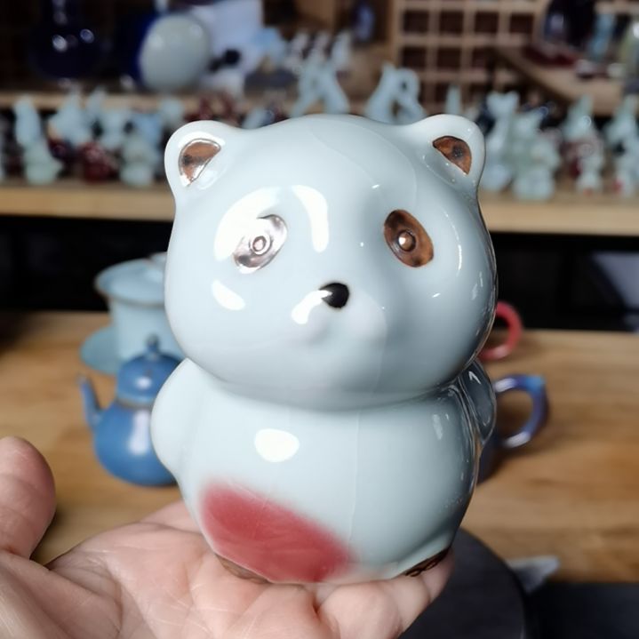 钧瓷大熊猫茶宠摆件