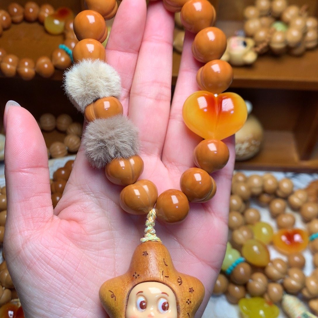 猴头核桃吊坠15玻璃底定制