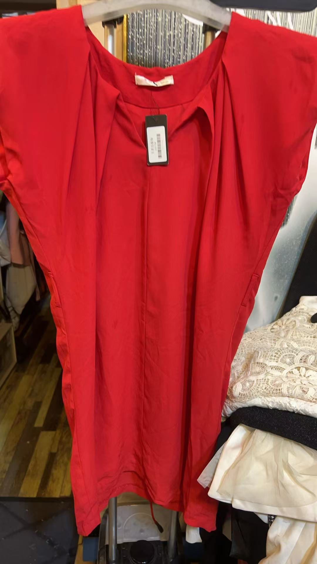 【特价不支持退换】韩版潮流百搭无袖背心上衣女装