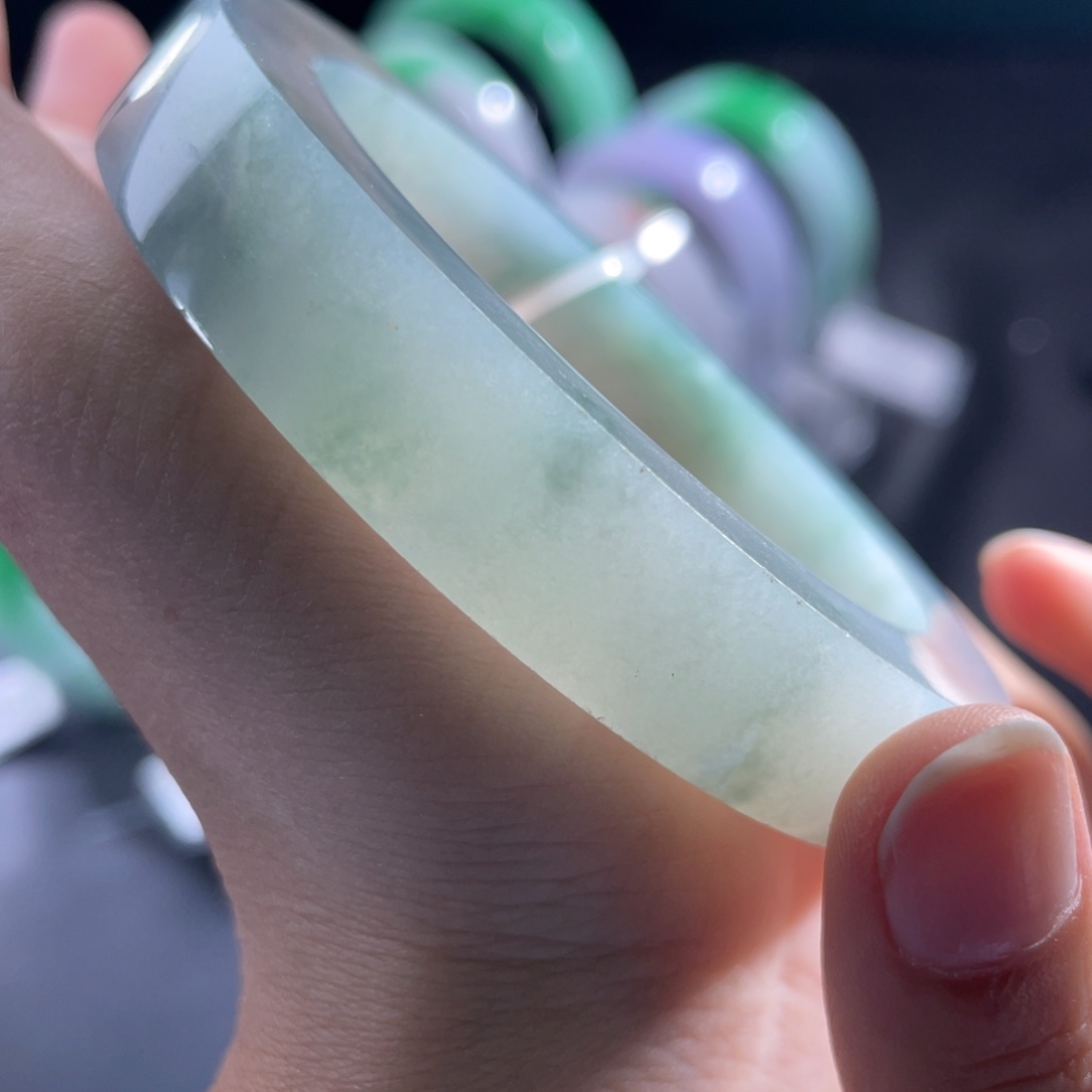 定制翡翠手镯（种水绝绝子）未镶嵌