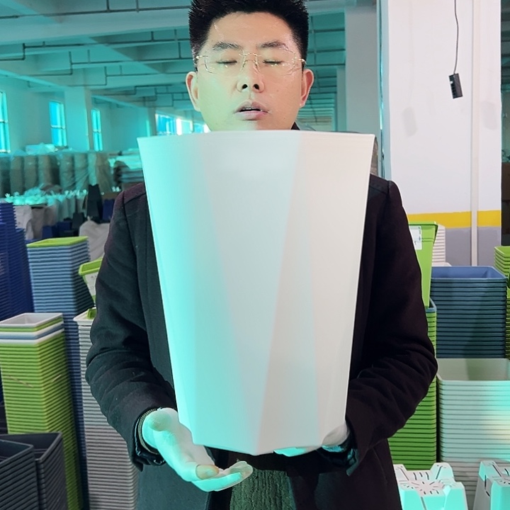 微瑕fc270口27高35白色3只无托