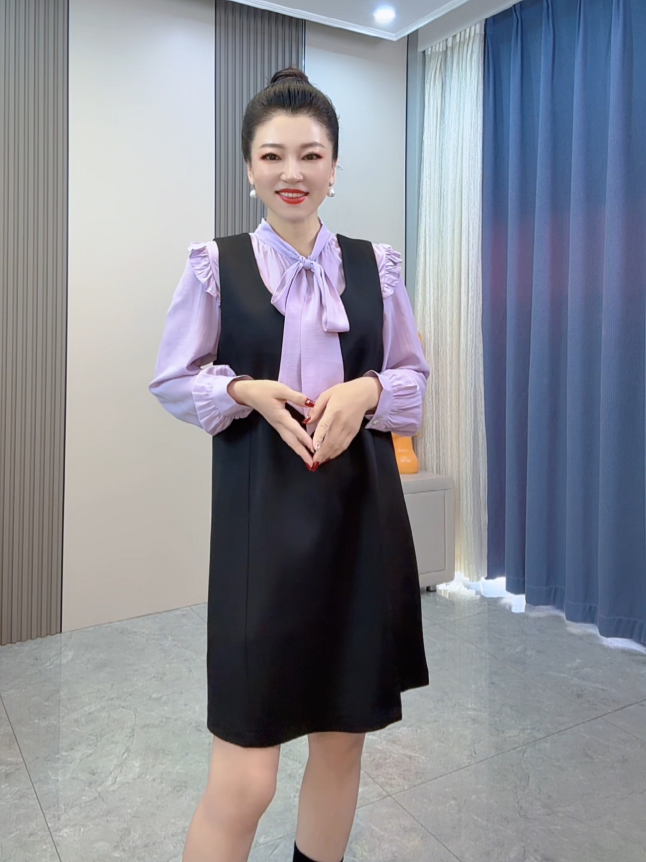 大码女装2025早春新款小众木耳边蝴蝶结系带衬衫搭坎肩裙两件套