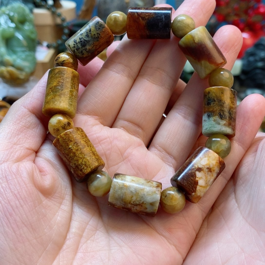 蛇纹石玉手串未镶嵌