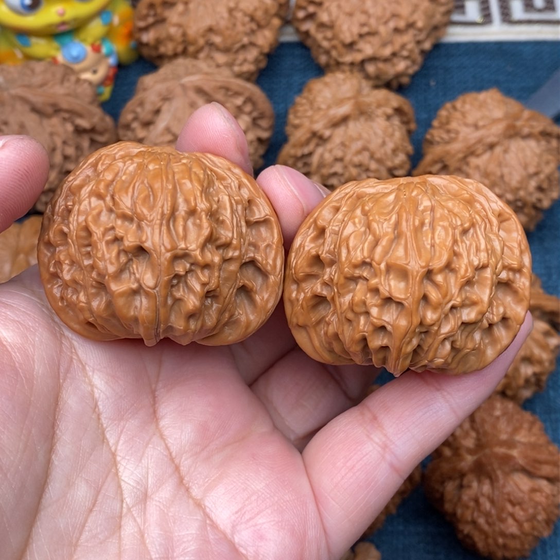 文玩核桃把件43毕业山地正磨全品