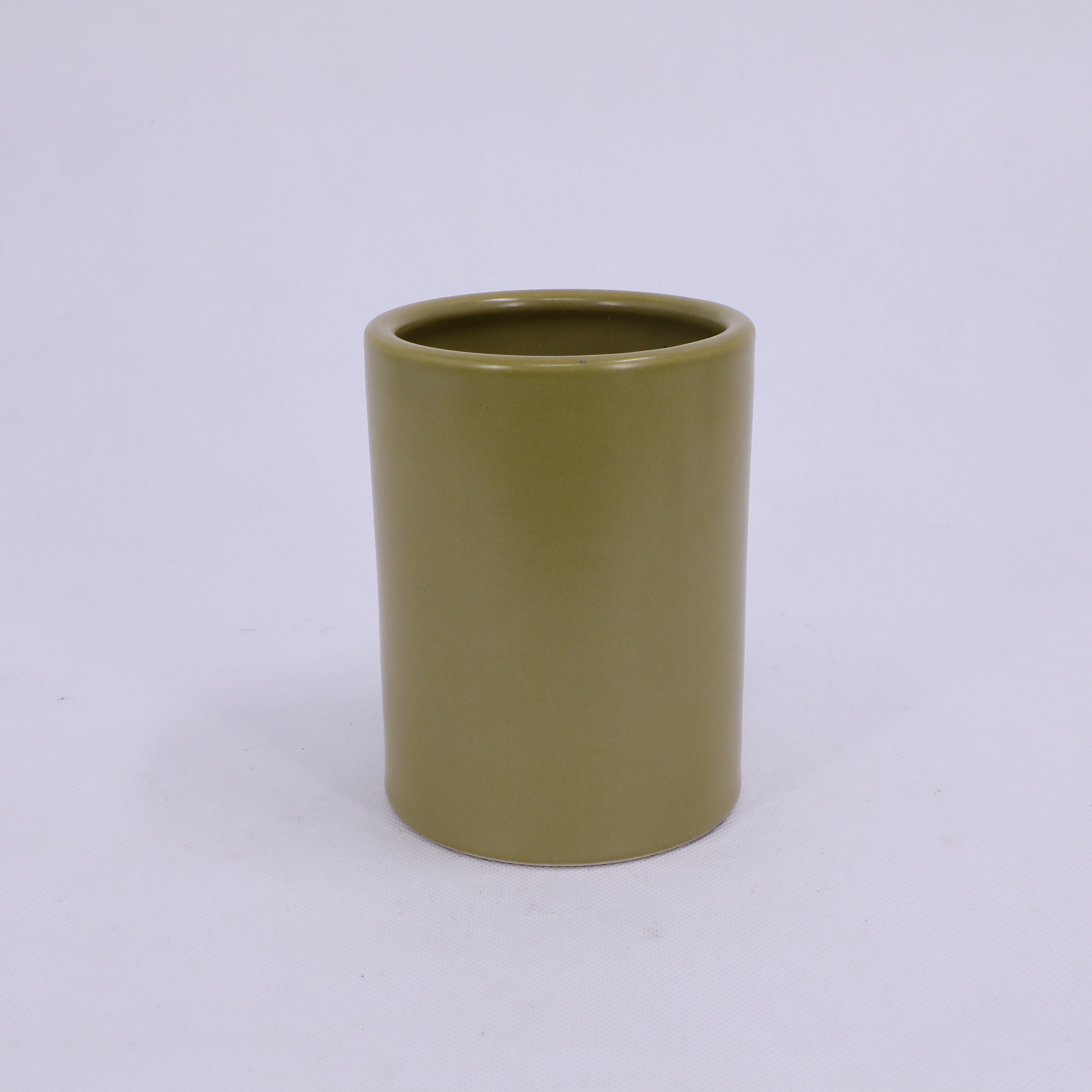 古陶瓷/清代茶叶末釉笔筒LOT1479