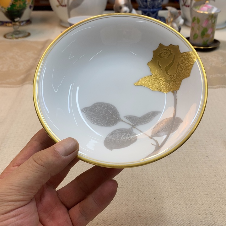 紫砂金瓷阁精品瓷器店
