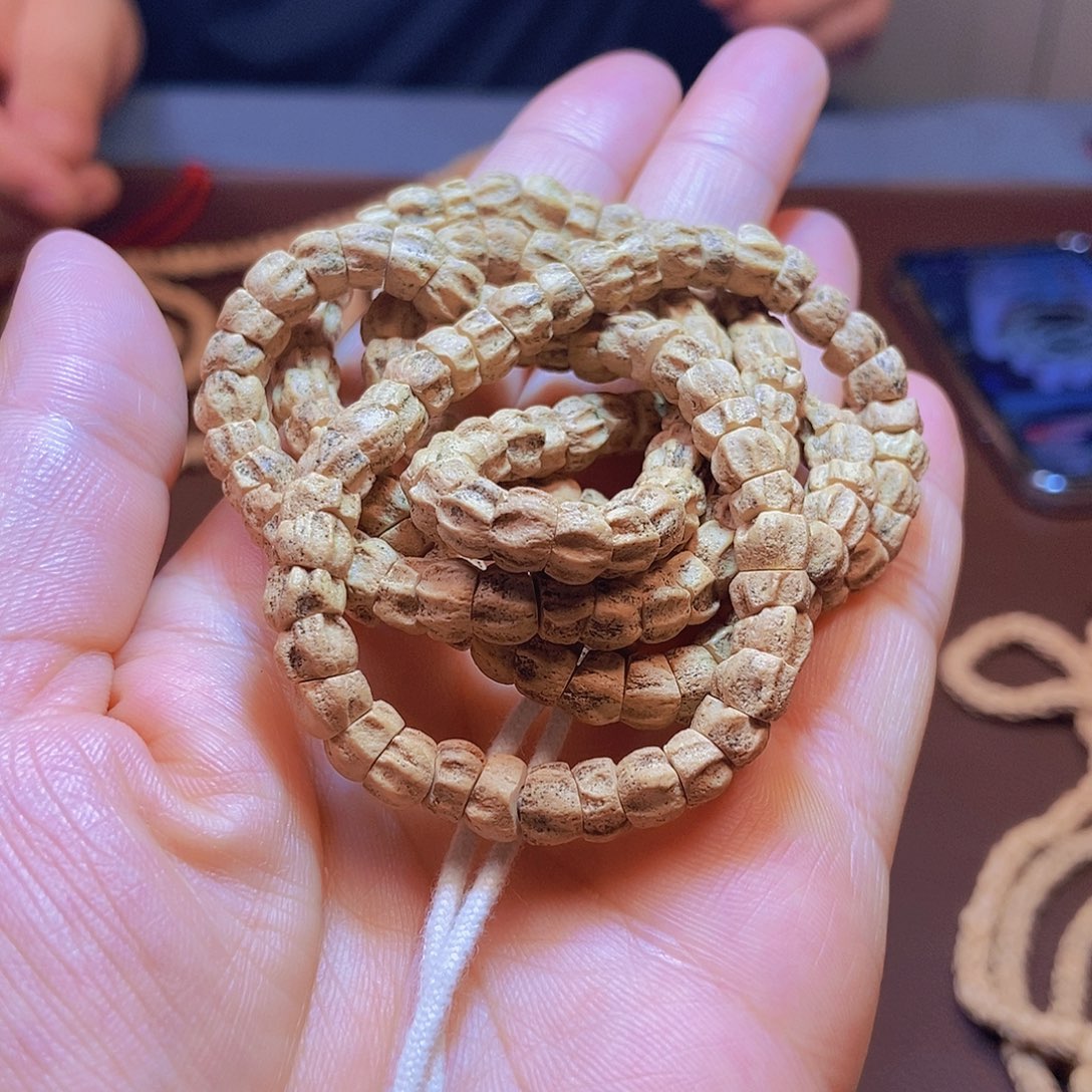 柏香籽/百香籽吊坠