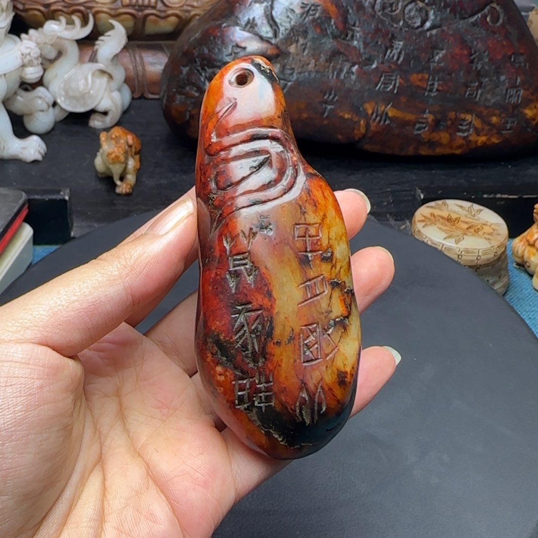 仁***畔和田玉（糖玉）未镶嵌挂件