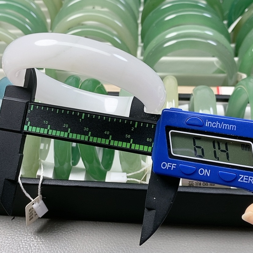 【闪购商品】东陵石颈饰未镶嵌