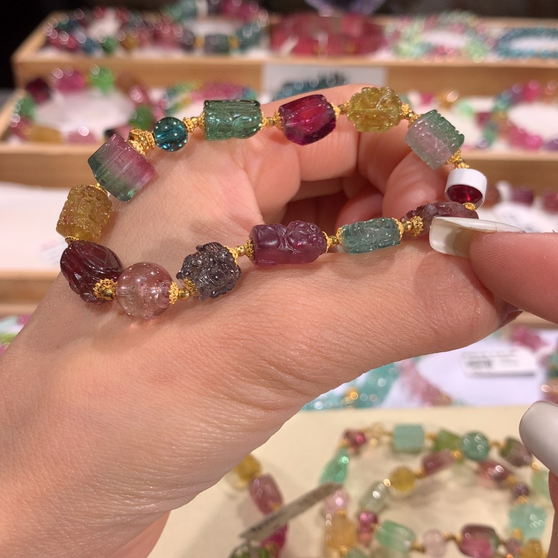 碧玺多样性发货一件未镶嵌