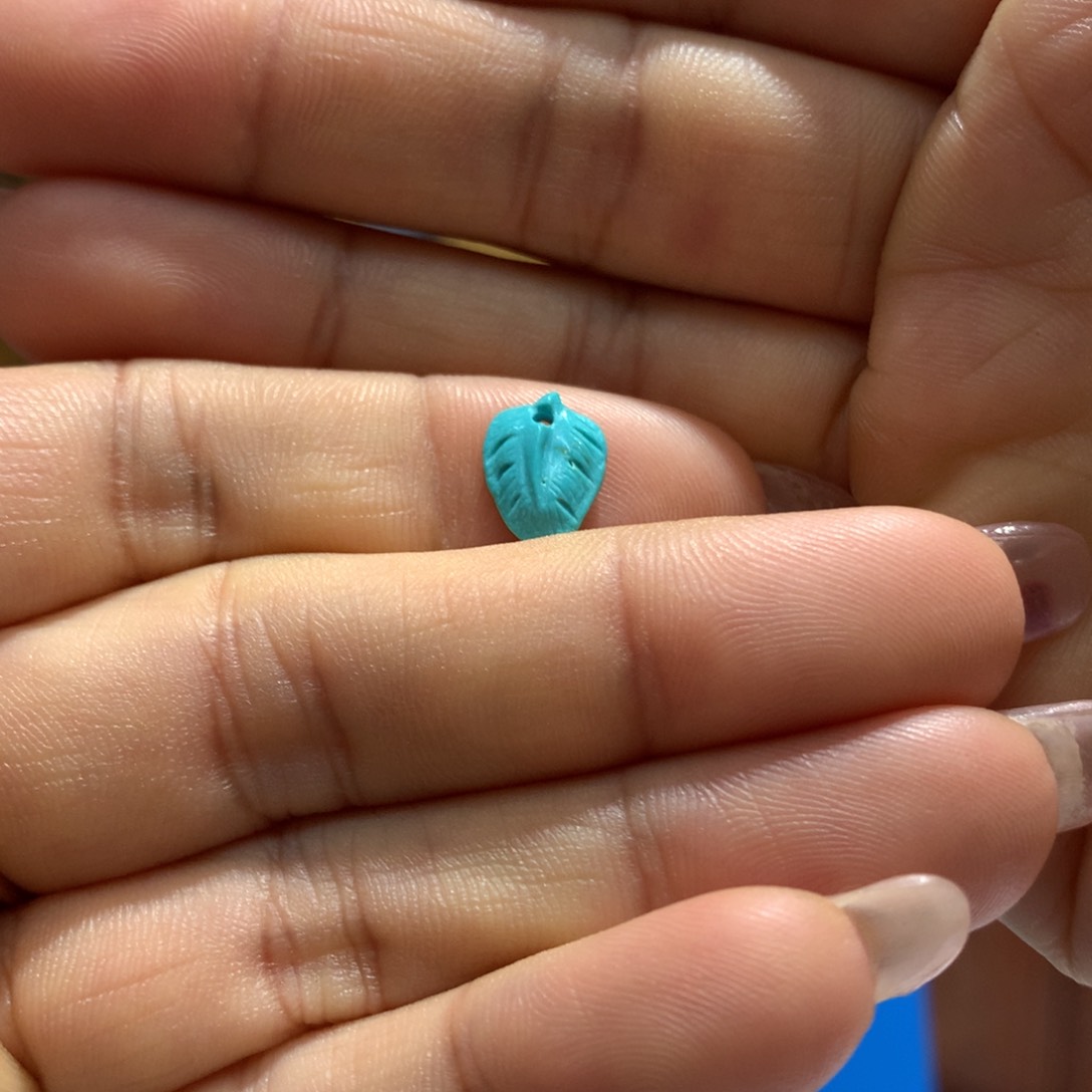 绿松石配饰未镶嵌