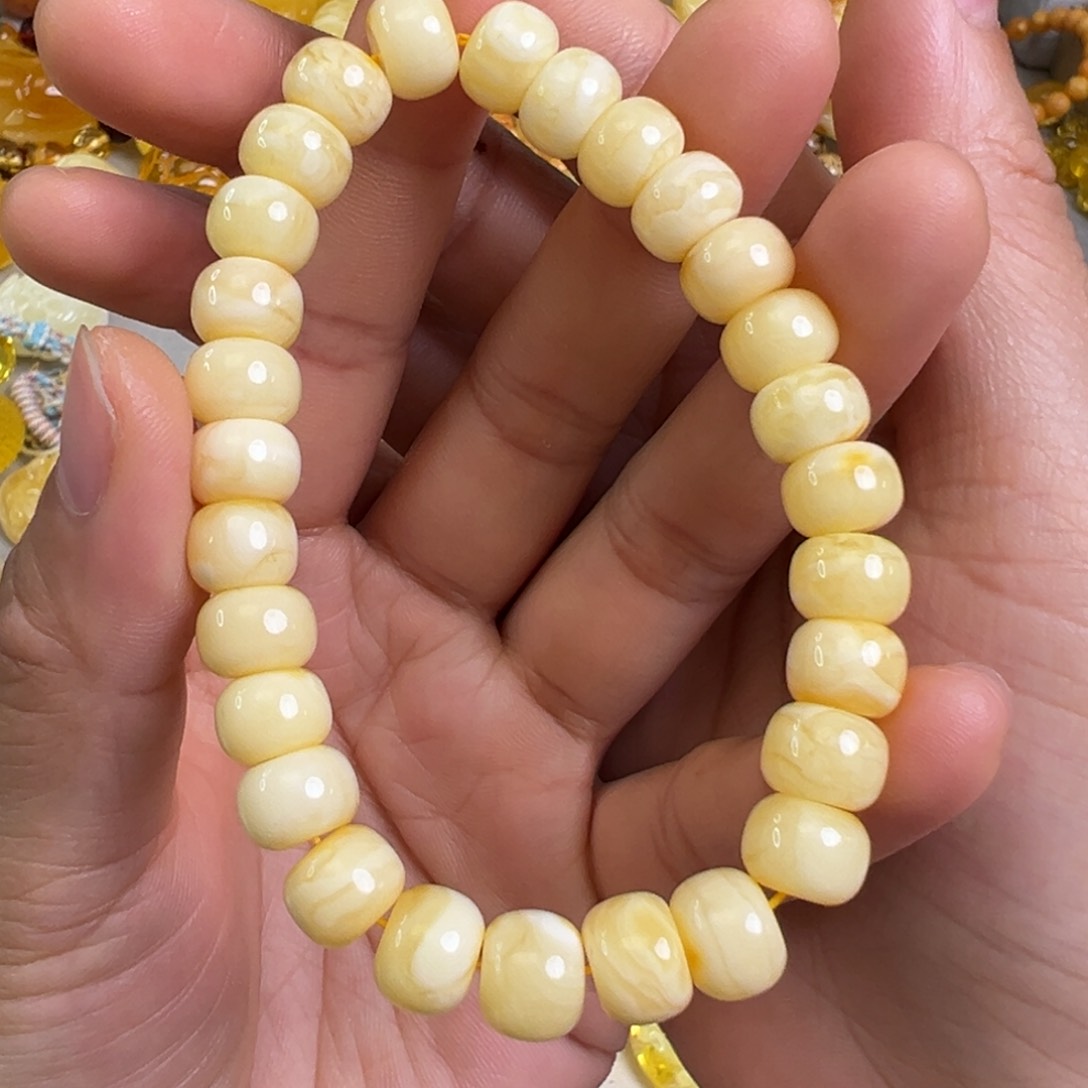 未镶嵌蜜蜡裸石蜜蜡