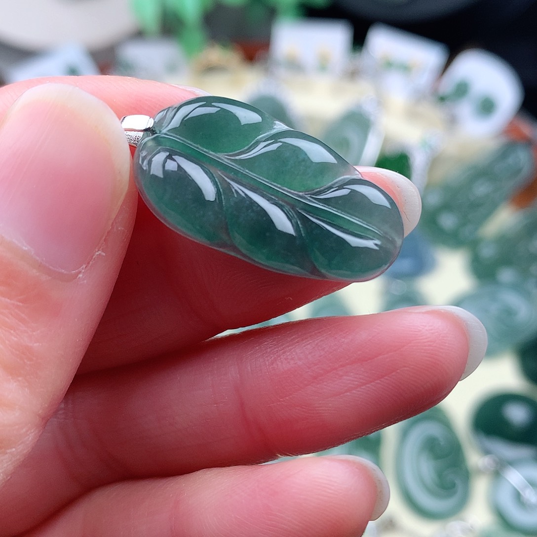 翡翠吊坠(不含链)银S925镶嵌吊坠