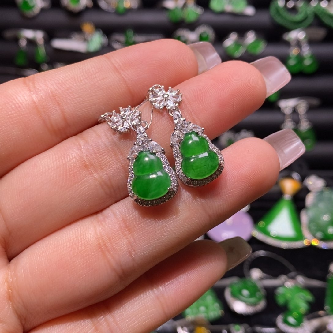 翡翠耳饰银S925镶嵌天然翡翠