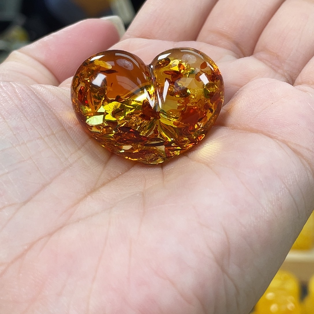 琥珀未镶嵌裸石h13