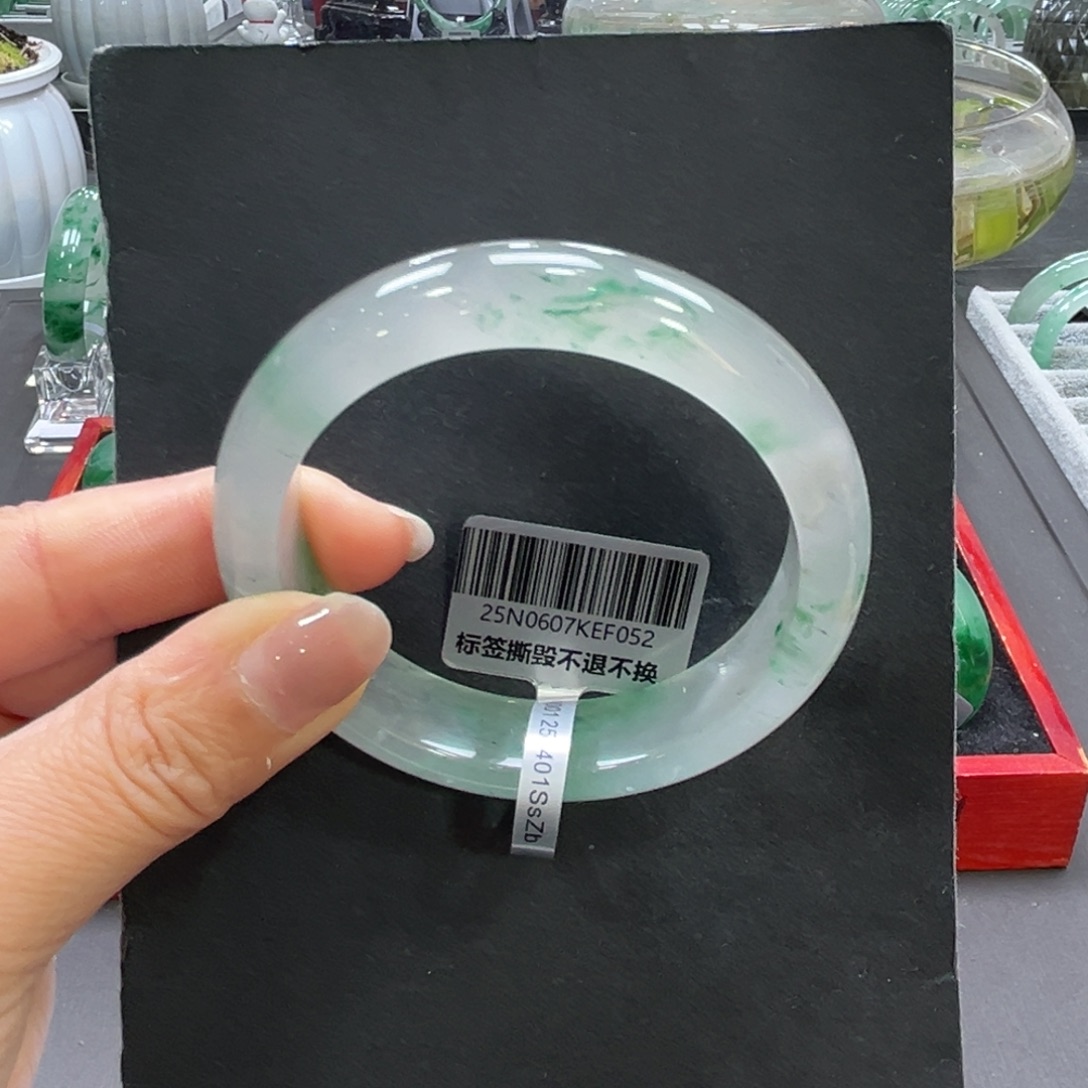 石英质玉（非洲翠）未镶嵌手镯➕小玥55