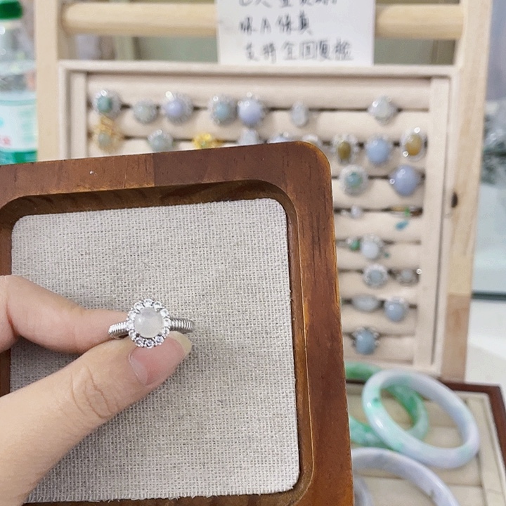 翡翠未镶嵌颈饰天然翡翠Ａ货