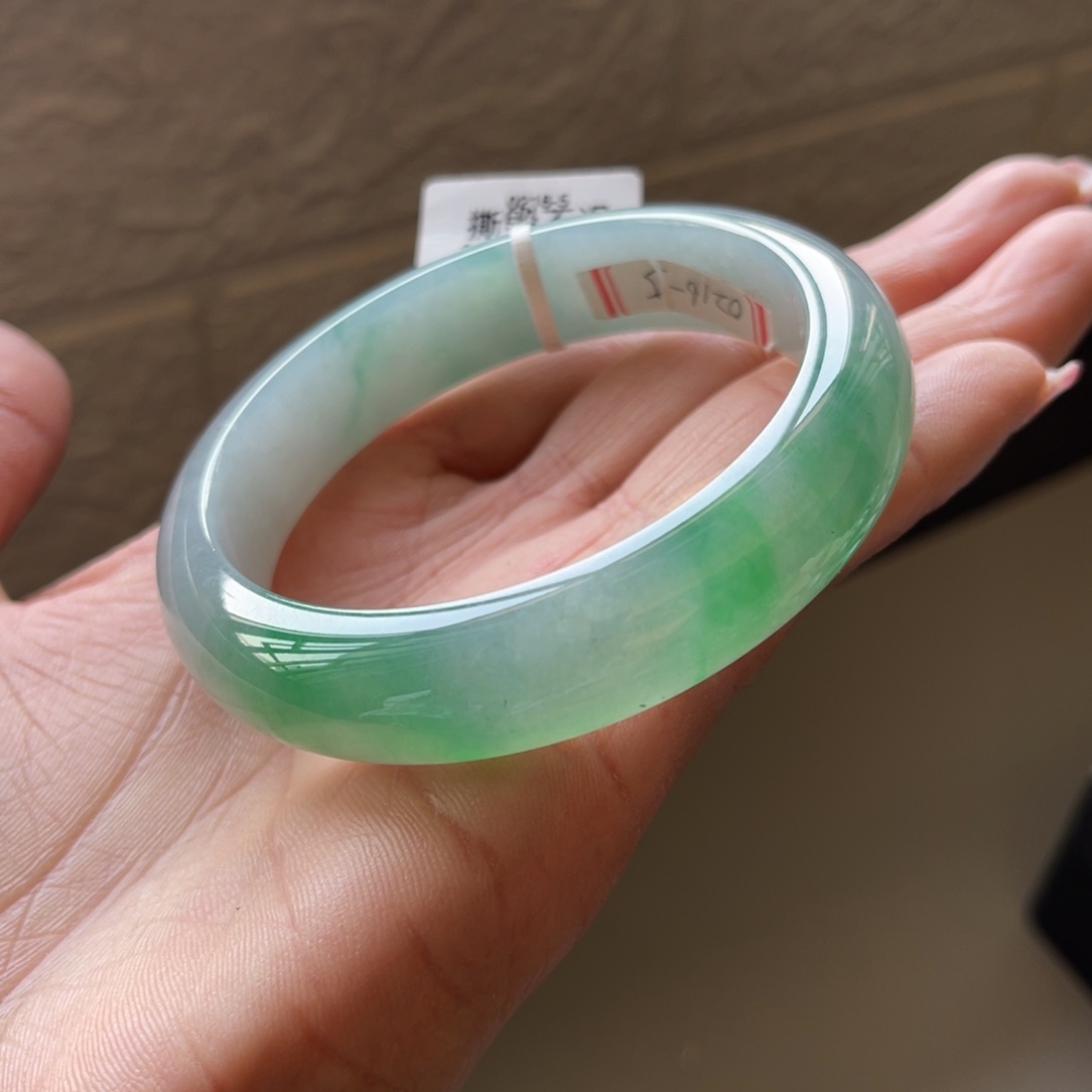 翡翠未镶嵌手镯56.5圈三天鉴赏期