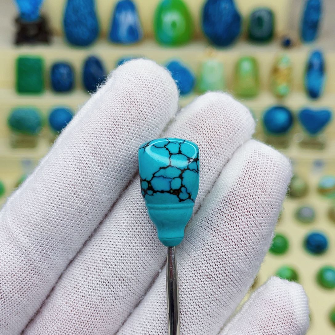 绿松石绿松石未镶嵌