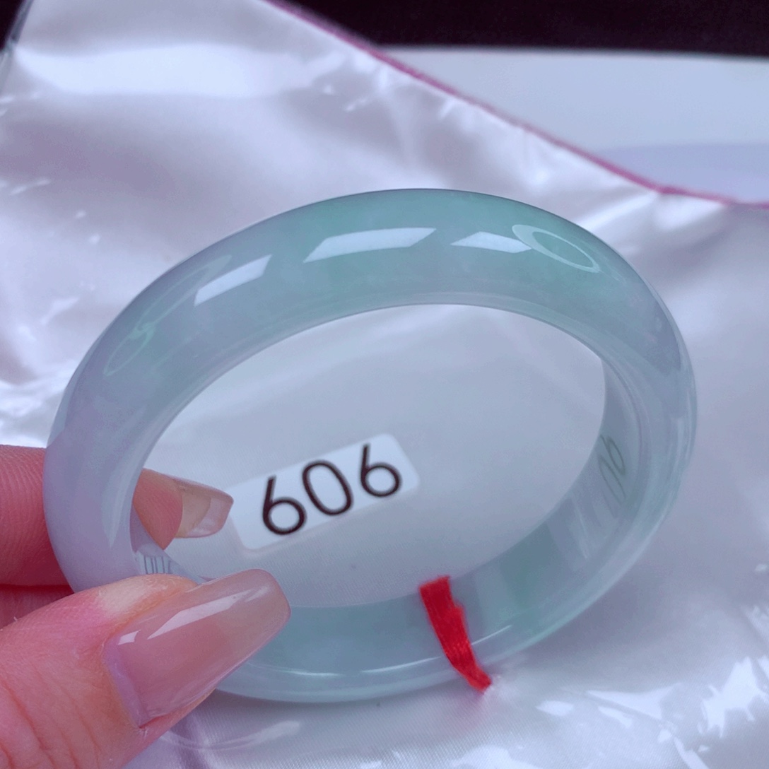 翡翠未镶嵌手镯手镯