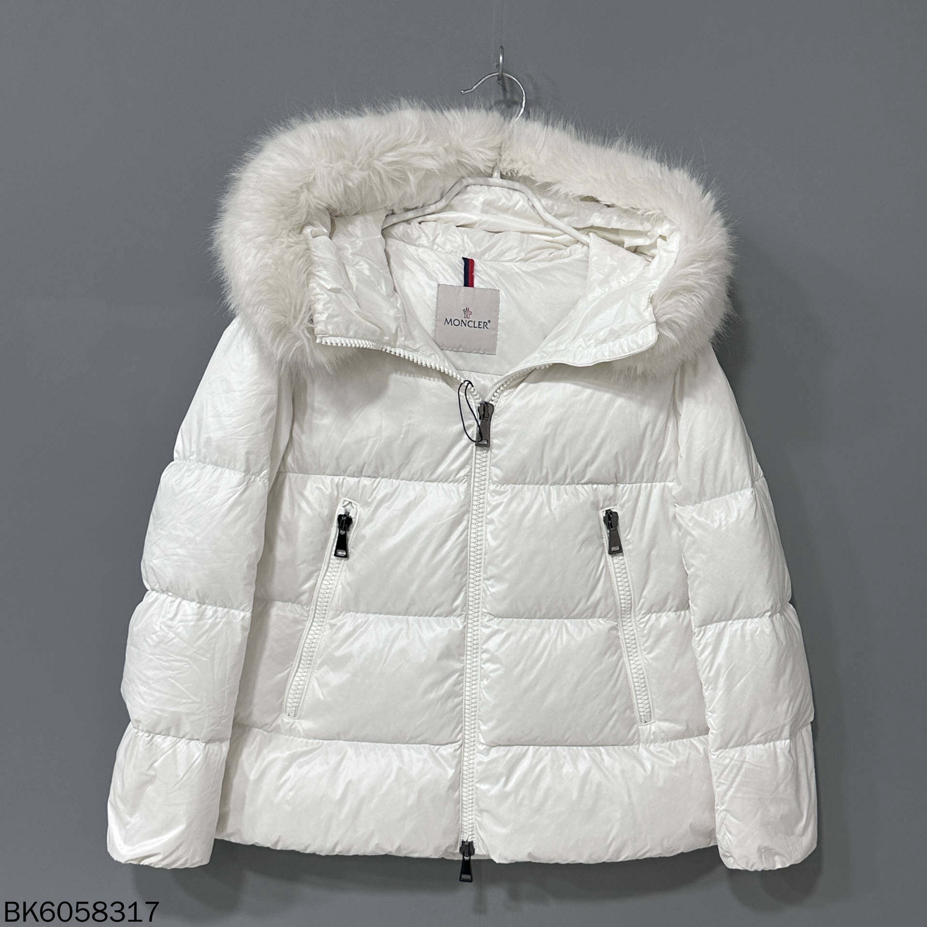 99新 MONCLER Laiche 白雪公主羽绒服/2码/58317