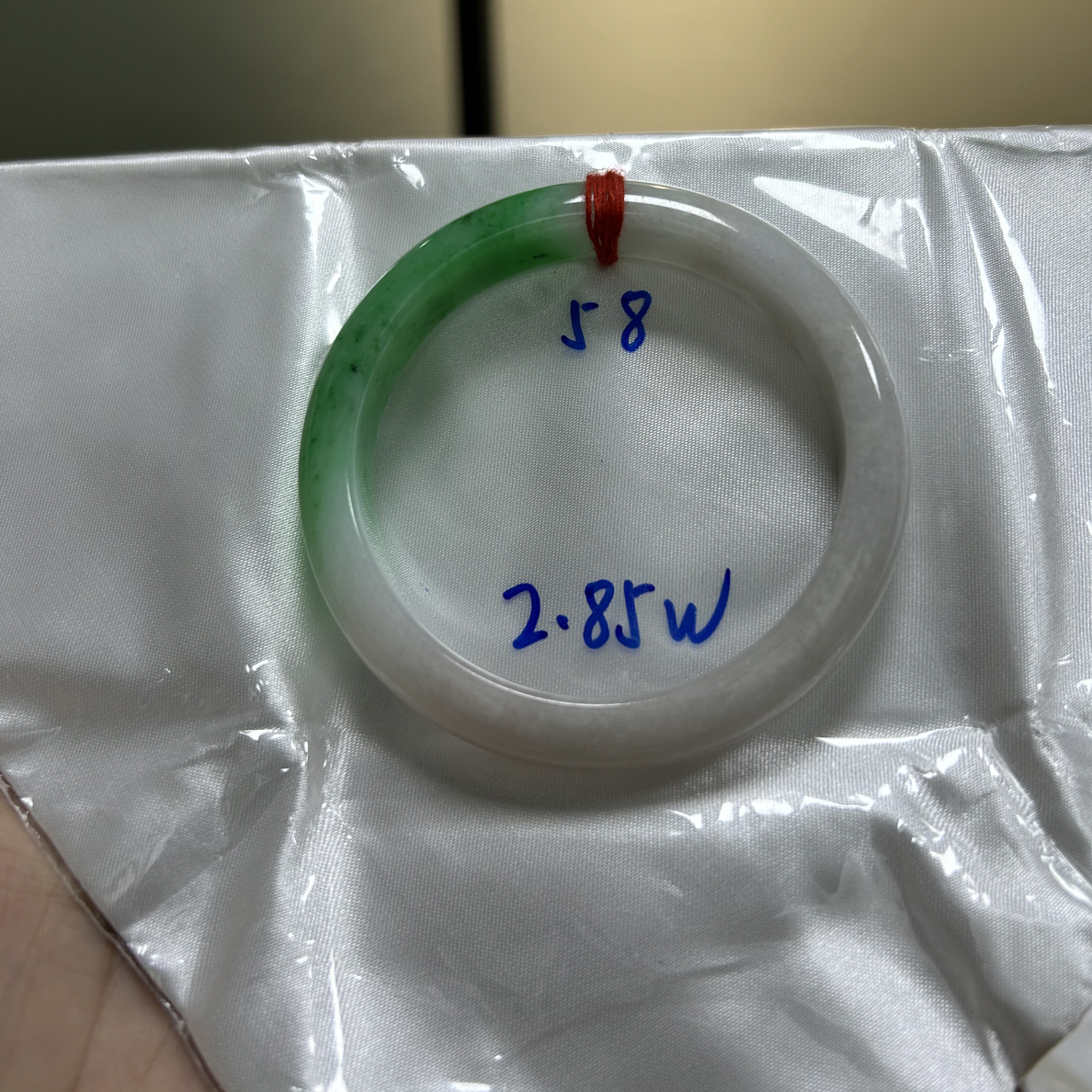缅甸天然A货翡翠手镯HX191-58M