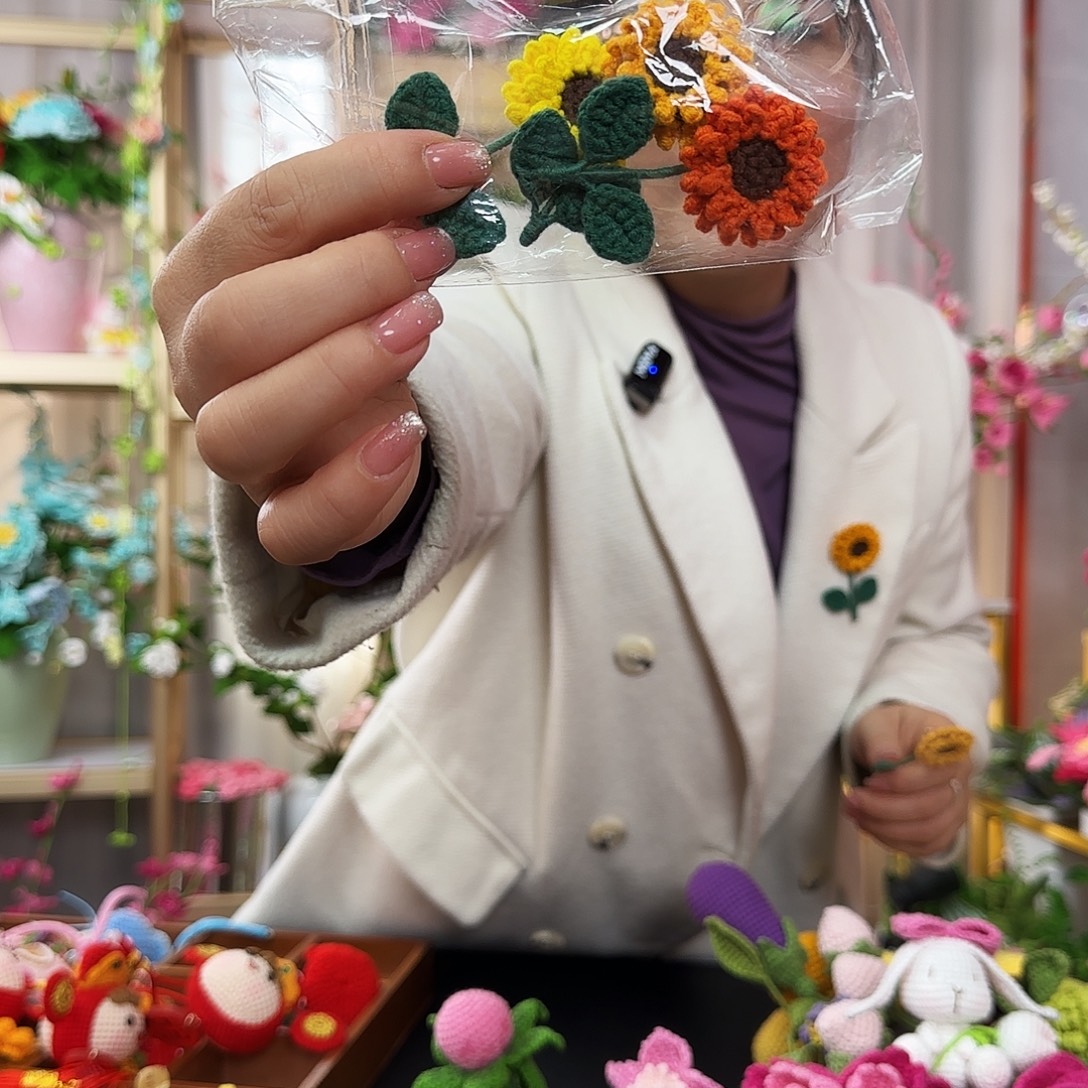 纯手工钩织钩织胸针