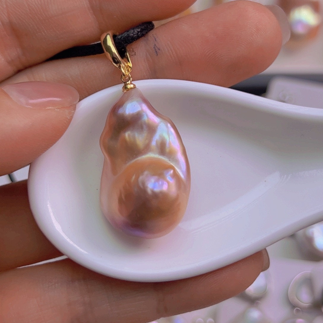 淡水珍珠未镶嵌吊坠(赠链)