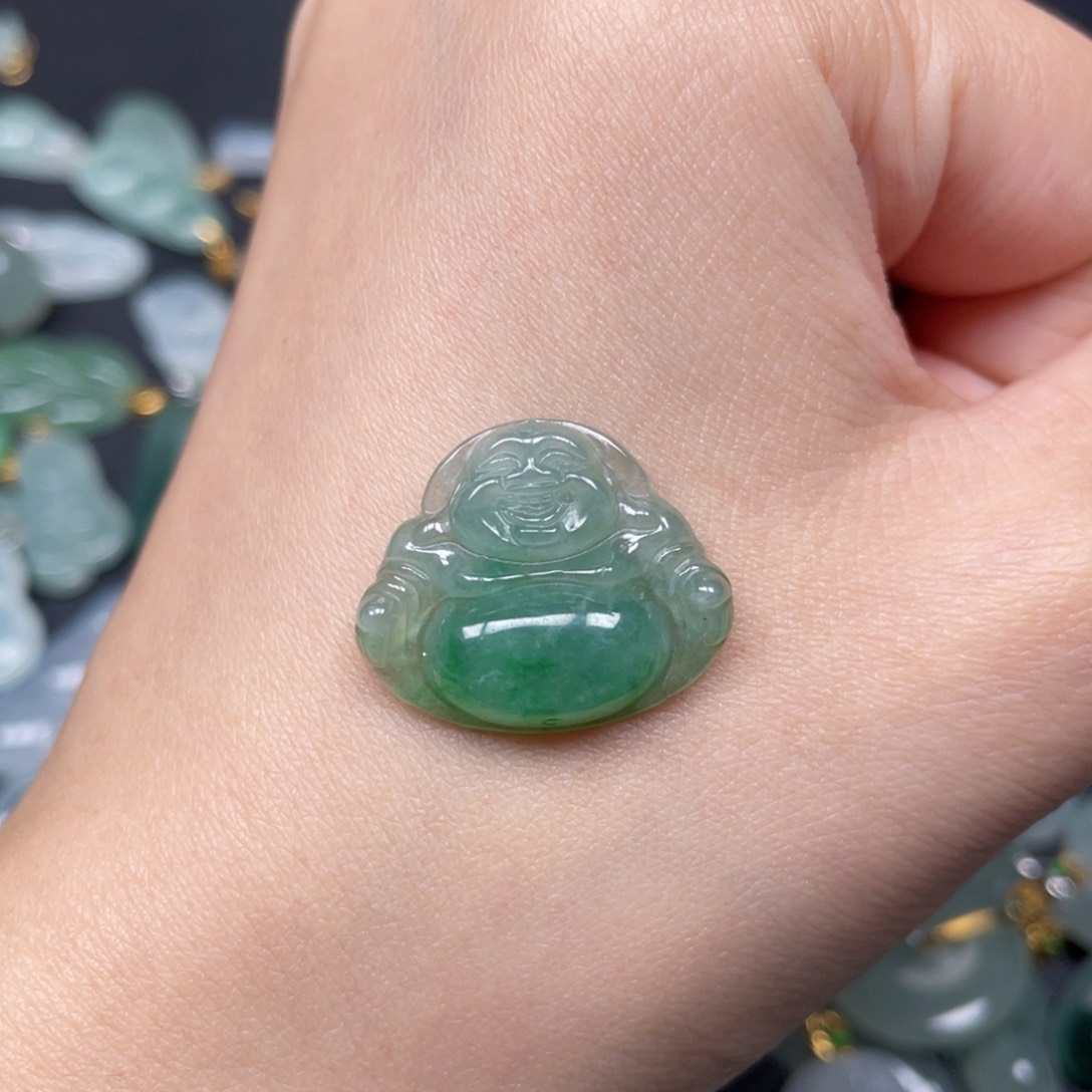 翡翠颈饰18K金镶嵌翡翠