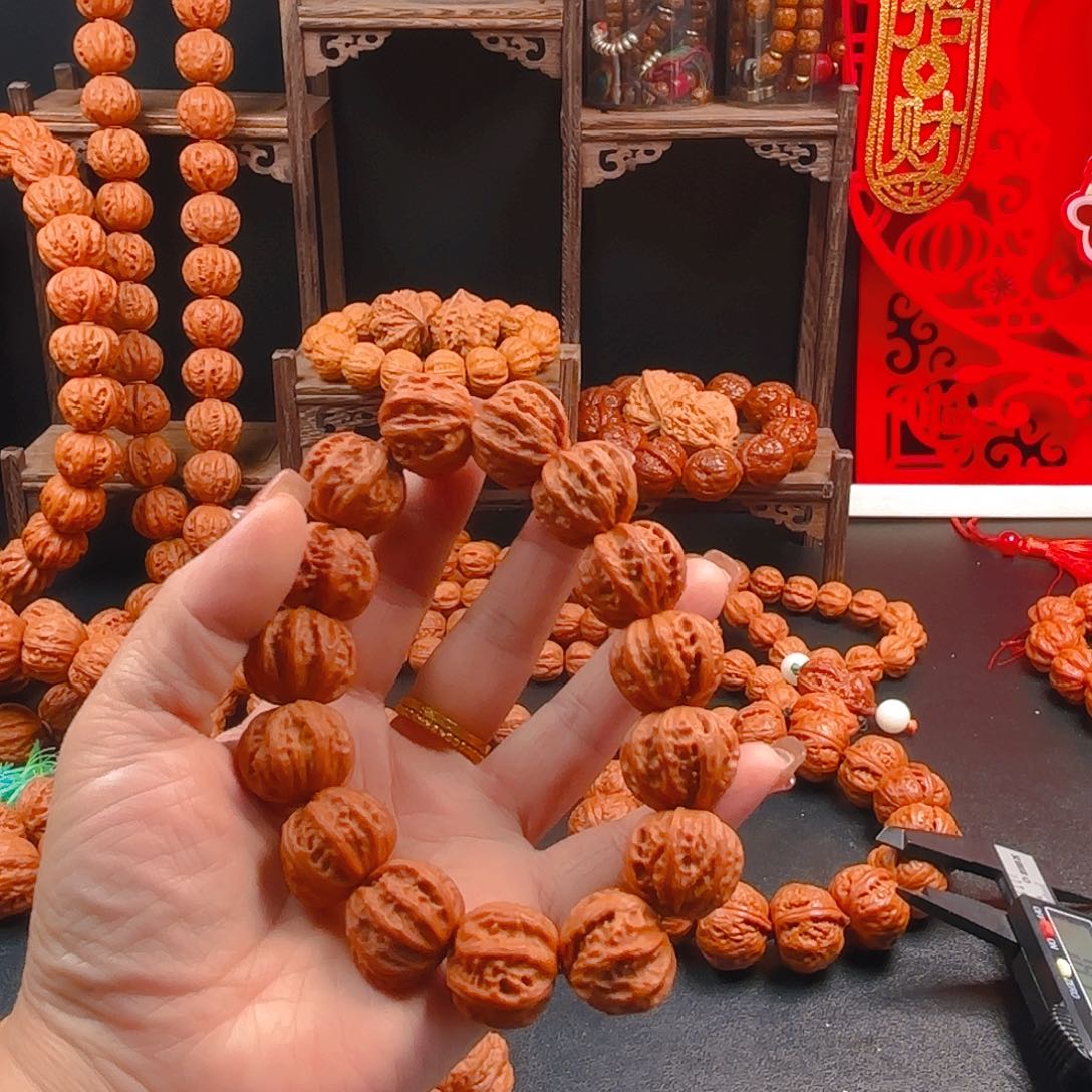 文玩核桃吊坠大*?核桃手串