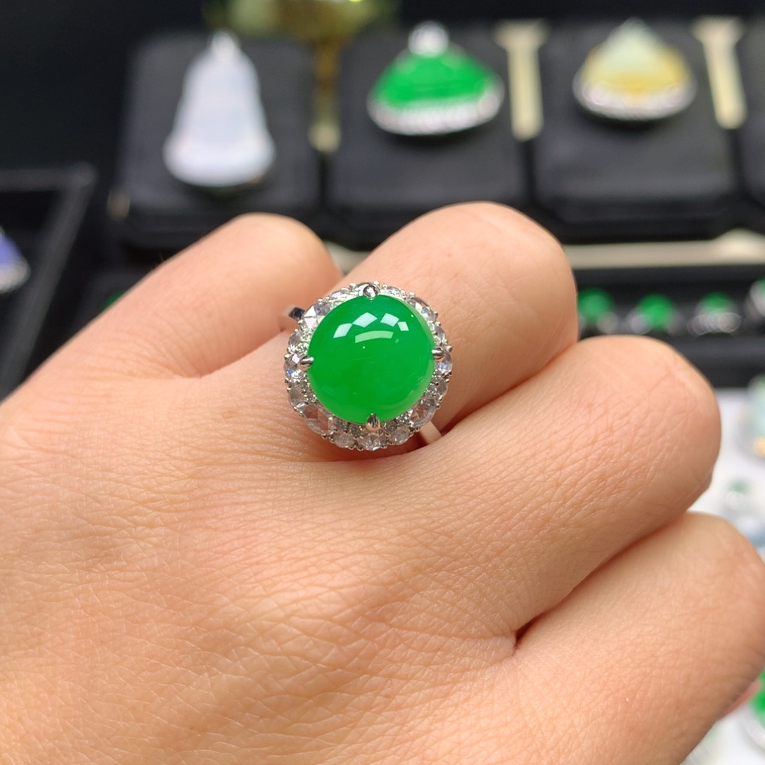 翡翠吊坠(不含链)18K金镶嵌