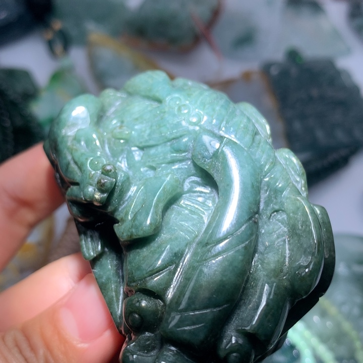 翡翠颈饰未镶嵌保真天然A货翡翠