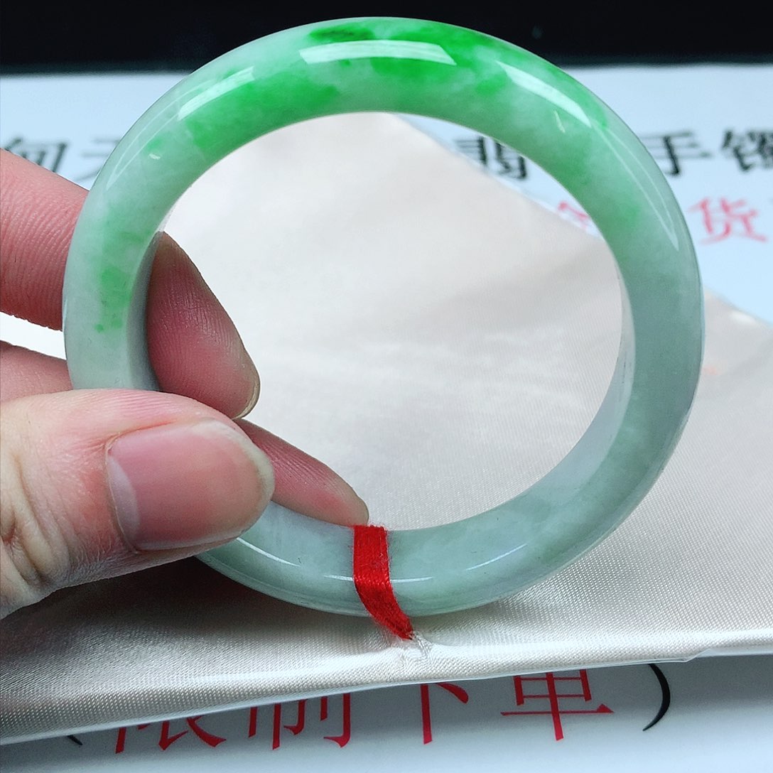 翡翠手镯未镶嵌圈53