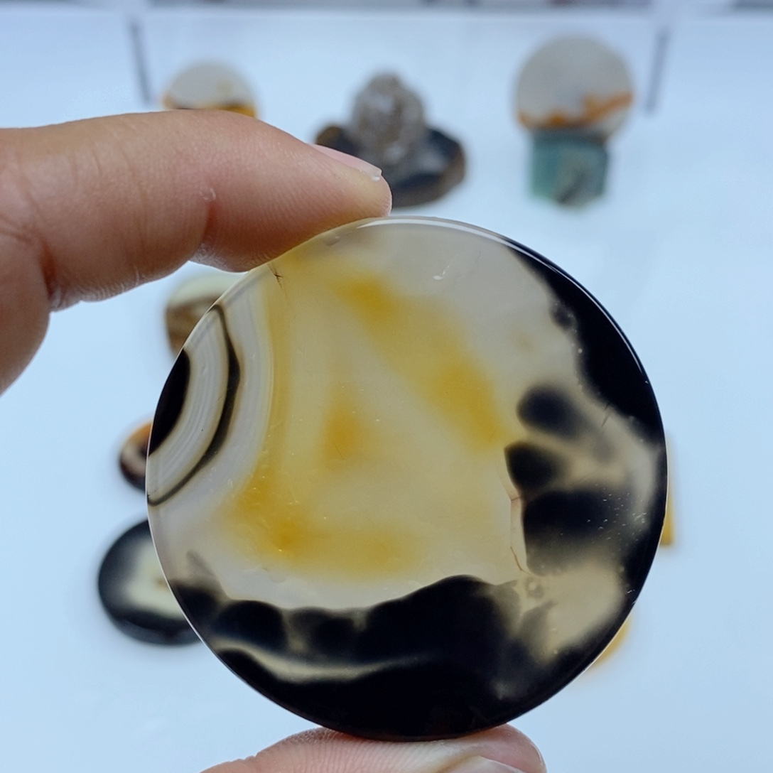 玛瑙/玉髓未镶嵌珠宝半成品