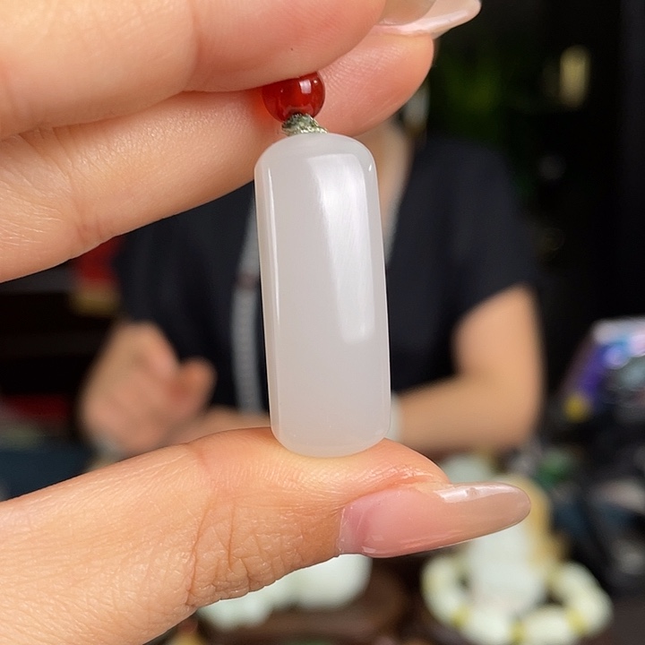 和田玉未镶嵌颈饰定制发货