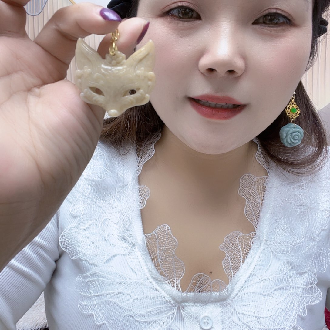 翡翠未镶嵌颈饰项链