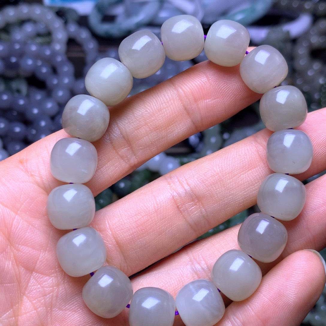 和田玉未镶嵌手串