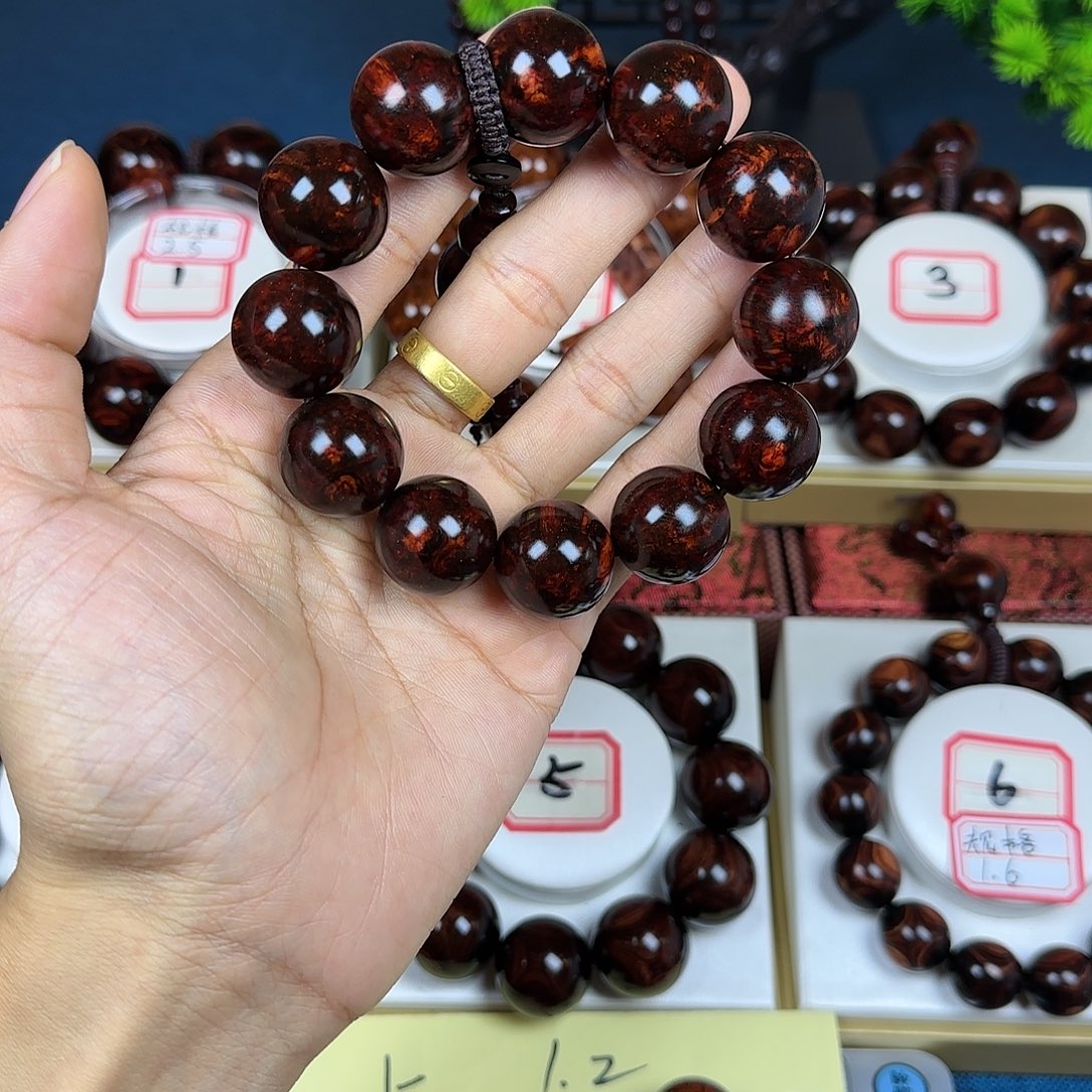 湘***毕花梨木类黄花梨2.0