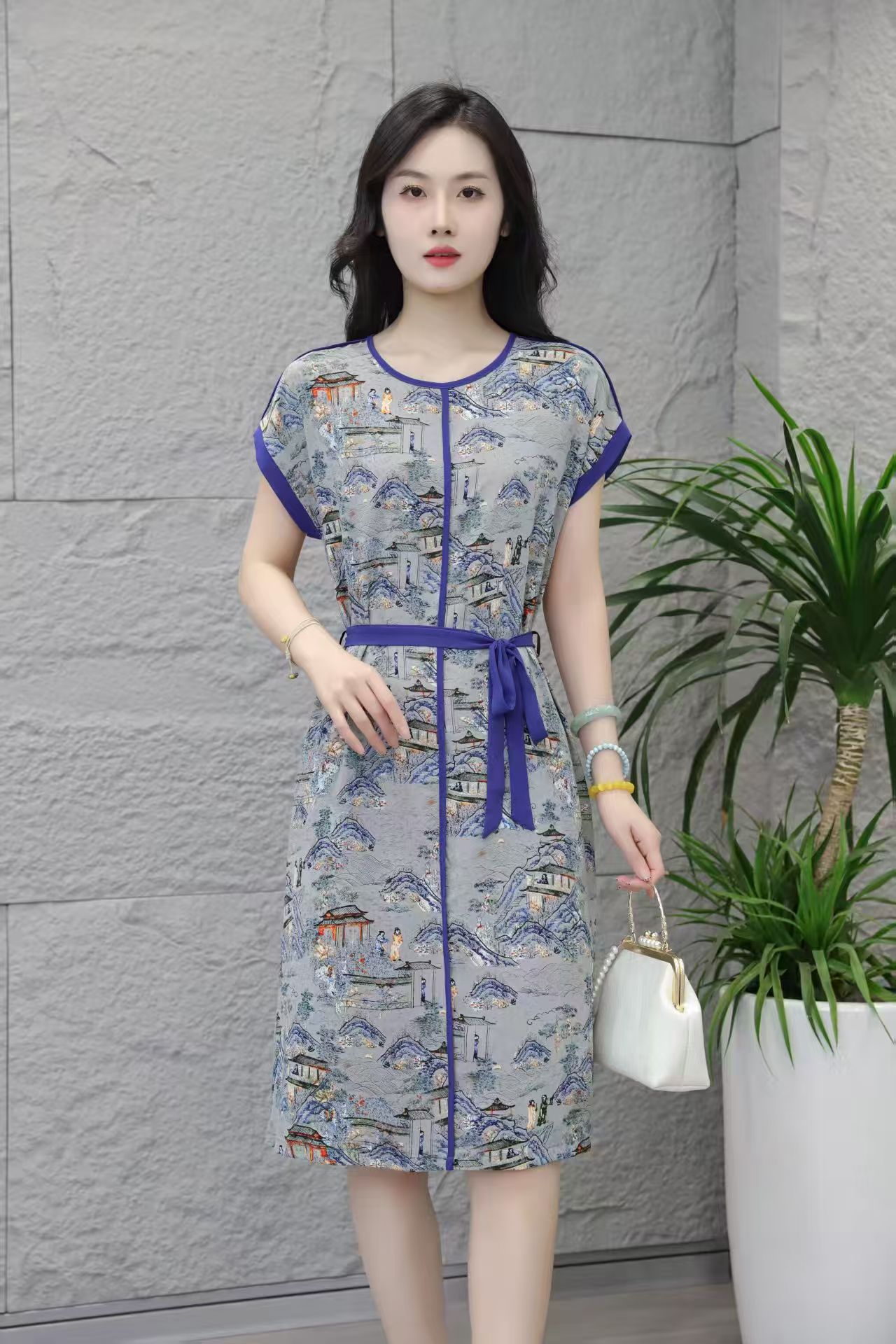 9652-蓝 套头收腰连衣裙A字版夏季复古气质印花长裙（F仓）