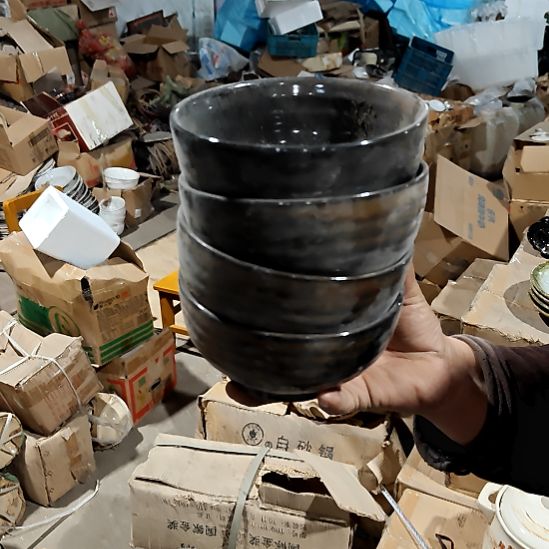 绿泥盘子碗茶壶啥都有