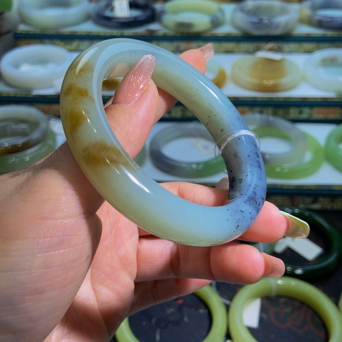 和田玉楼兰三色籽糖青花56.5未镶嵌愿**知