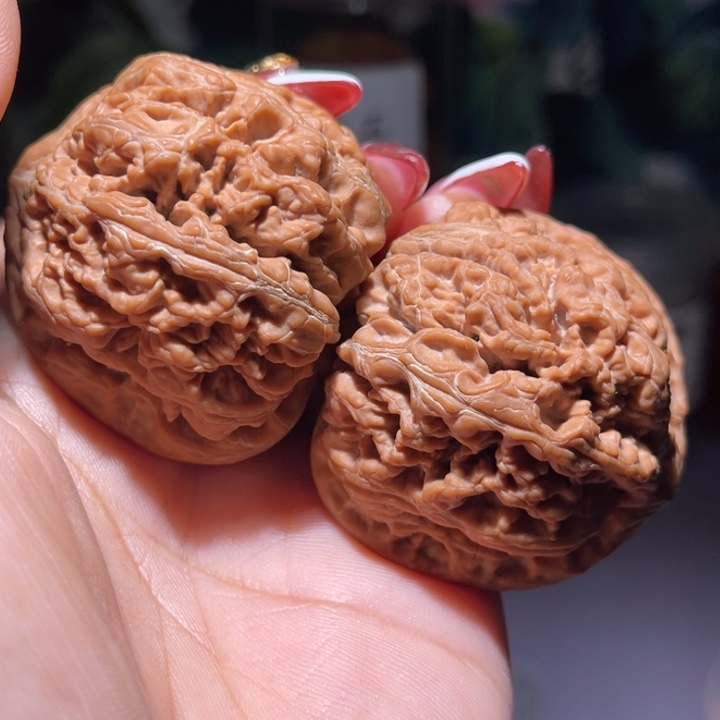 文玩核桃吊坠        46.5筋63克