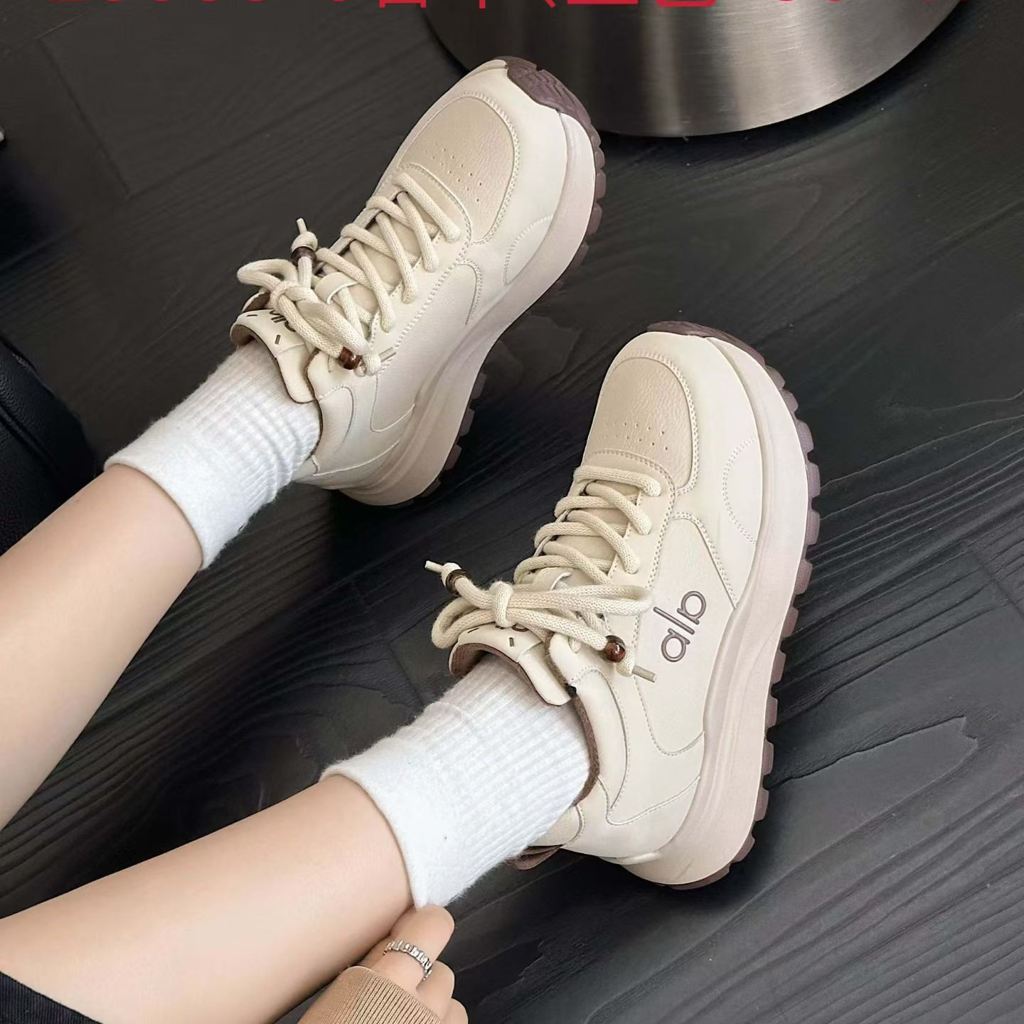 女鞋冬季新款真皮厚底2025加绒时尚小白鞋轻便百搭厚底系带阿甘鞋