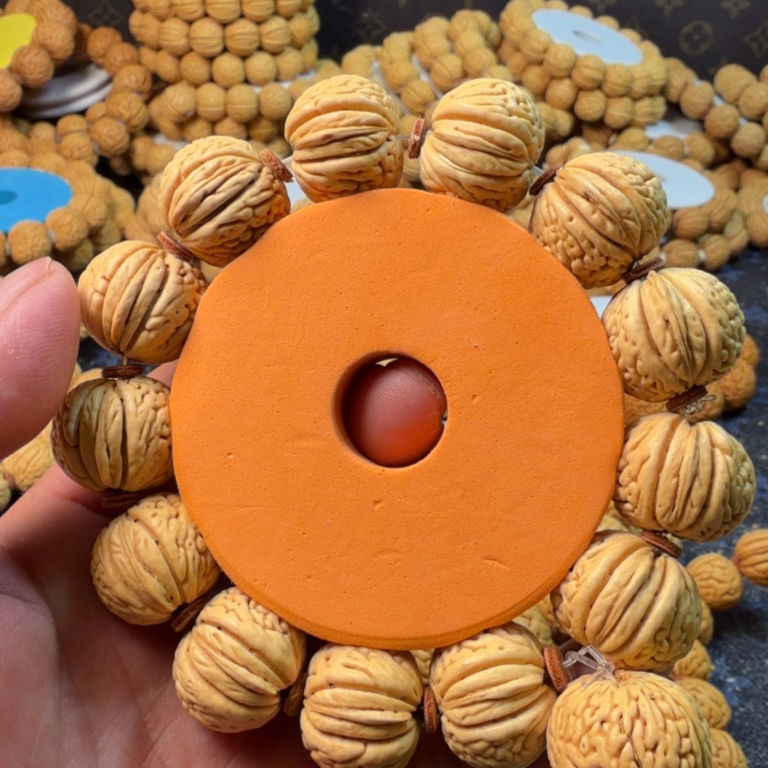 上***】吊坠桃核南瓜泥手串