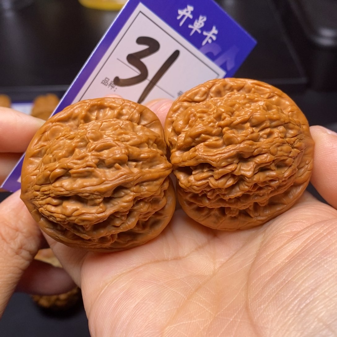 文玩核桃把件31号虎头43尺