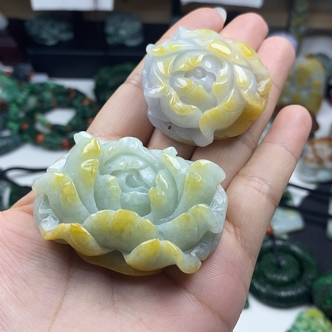 颈饰未镶嵌翡翠?****?牌子